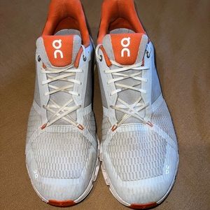 Men’s OnClouds Size 13